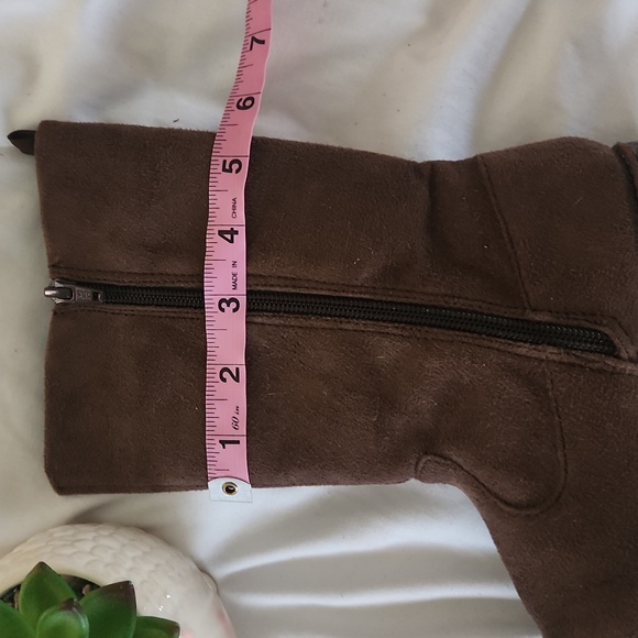 Girls Gymboree Boots 1 - Picture 10 of 11
